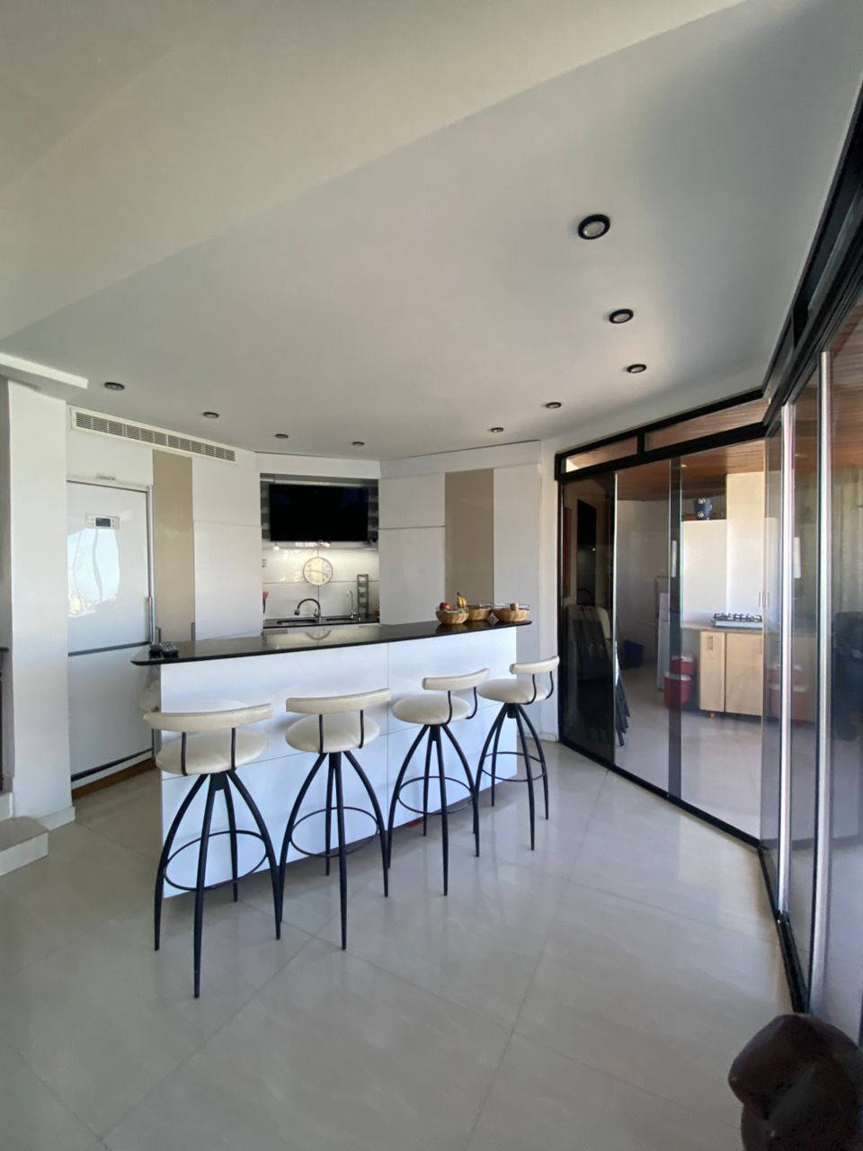 Квартира, 2390 м², 130 000$ — FAKTOR